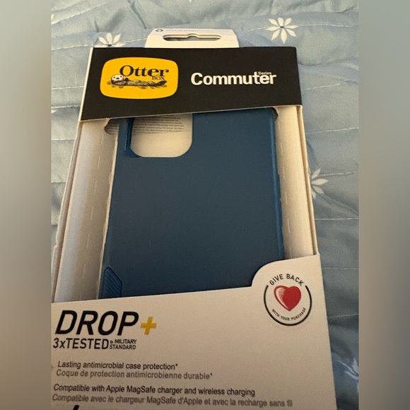 OTTER  Drop+ Protective Case 
Teal FITS Apple iPhone 
13-14-15 REGULAR - Picture 1 of 5